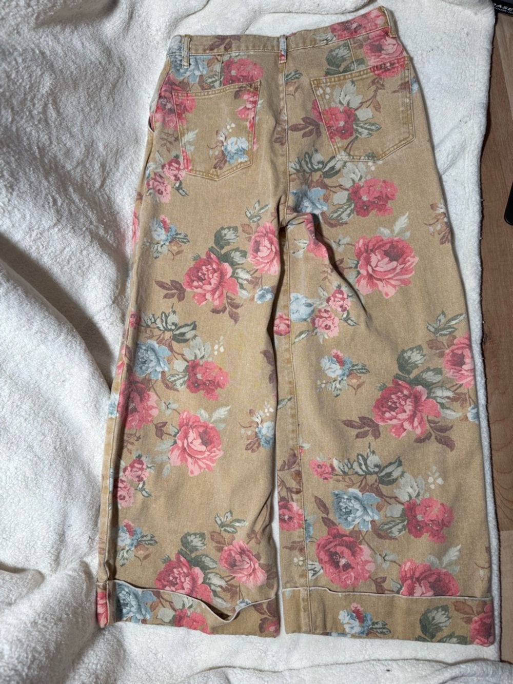 Pilcro Wide Leg Floral Print Pants in Camel with Rose Accents - Picture 2 of 5